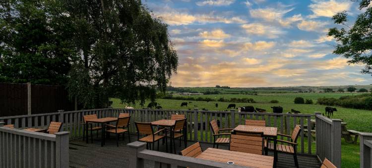 三只马蹄铁酒店(Three Horseshoes Inn)图片