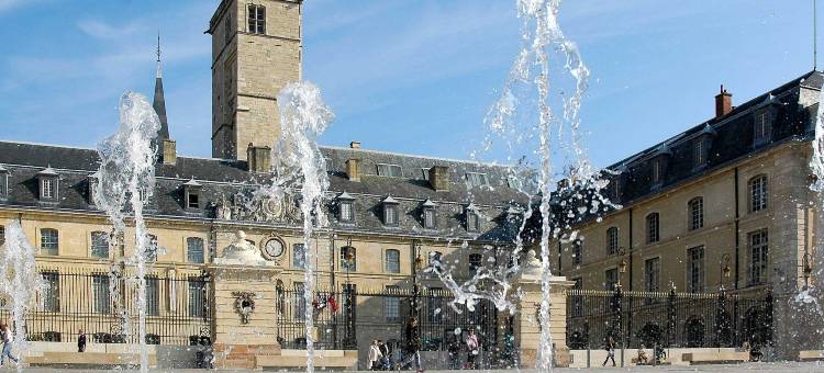 阿德吉奥阿克瑟斯第戎共和广场公寓式酒店(Aparthotel Adagio Access Dijon République)图片