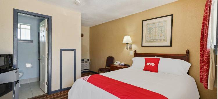 OYO德克萨斯卢灵市区I-10/US-90酒店(OYO Hotel Luling TX Downtown I-10/US-90)图片