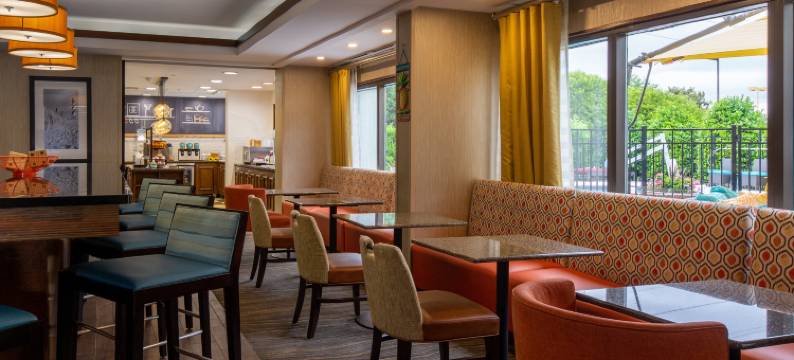 温斯顿塞勒姆哈尼斯购物中心欢朋酒店(Hampton Inn by Hilton Winston-Salem Hanes Mall)图片