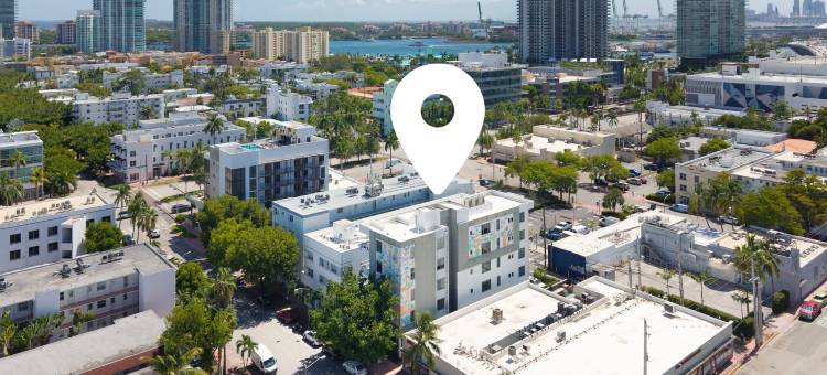 豪华索贝两卧室公寓(Luxury SoBe 2 Bedroom Apartment)图片