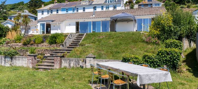 Chic Coastal Retreat in Downderry with Sea Views图片