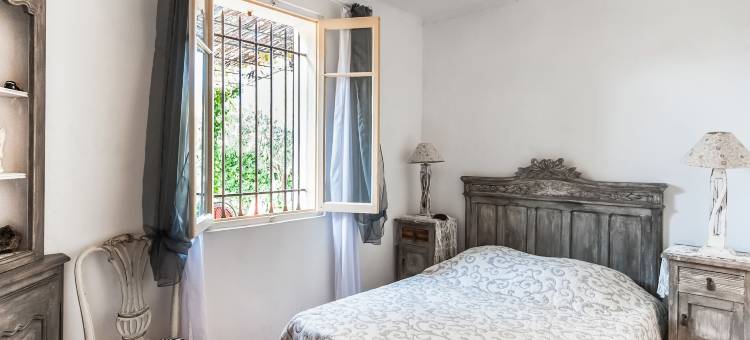 Holiday Home in Lorgues with Pool and Terrace图片