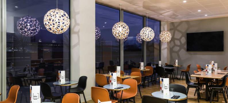 宜必思尚品基扬古尔凡尔赛宫(ibis Styles Versailles Guyancourt)图片