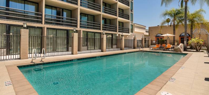 福乐顿-安纳海姆智选假日酒店(Holiday Inn Express FULLERTON - ANAHEIM by IHG)图片