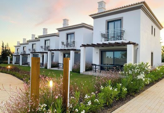 Quinta do Algarvio Village Hotel Overview
