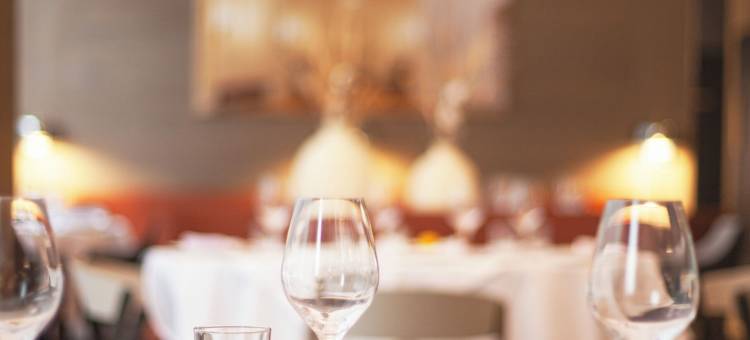 德拜恩斯圣地亚哥酒店(Debaines Hotel Santiago)图片