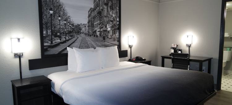 温德姆萨凡纳速8酒店(Super 8 by Wyndham Savannah)图片