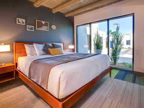 埃尔瓦多汽车旅馆