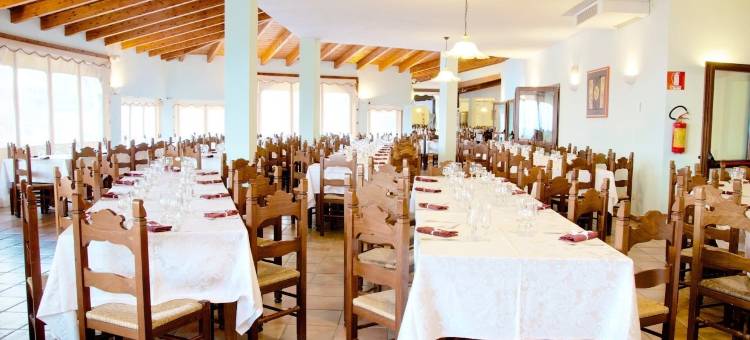 埃塞卡拉古诺俱乐部(Club Esse Cala Gonone)图片