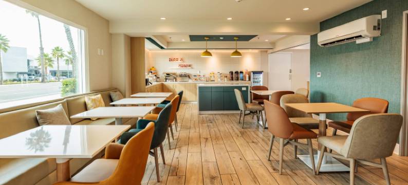 本图拉海滩舒适套房酒店(Comfort Inn & Suites Ventura Beach)图片