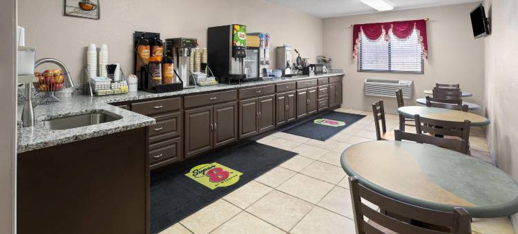 门特-克利夫兰地区温德姆速8酒店(Super 8 by Wyndham Mentor/Cleveland Area)图片