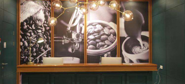 万隆吉尔里酒店(Geary Hotel Bandung)图片