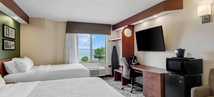 舒眠套房Bay View Acme - 特拉弗斯城(Sleep Inn & Suites Bay View Acme - Traverse City)图片