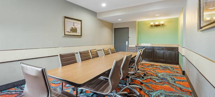 乔治敦贝斯特韦斯特优质套房酒店(Best Western Plus Georgetown Inn  Suites)图片