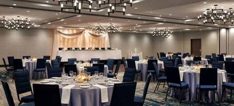 彭德爱德华萨尼亚福朋喜来登酒店(Four Points by Sheraton Point Edward Sarnia)图片