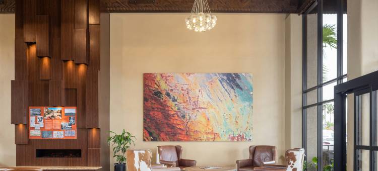 图森威廉姆斯中心希尔顿逸林套房酒店(DoubleTree Suites by Hilton Tucson - Williams Center)图片