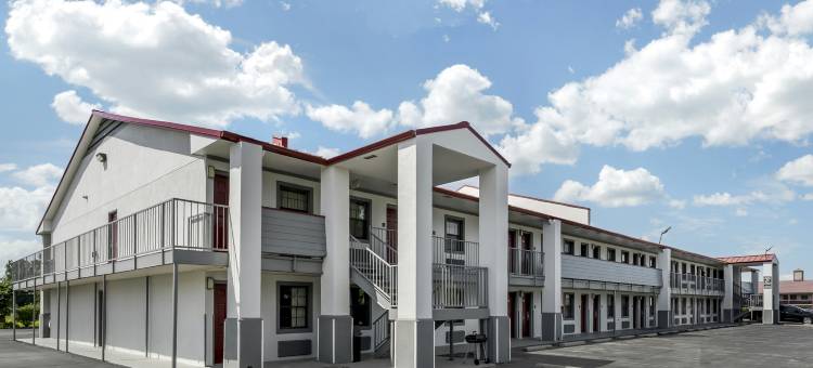 红顶酒店-西孟斐斯(Red Roof Inn West Memphis, AR)图片