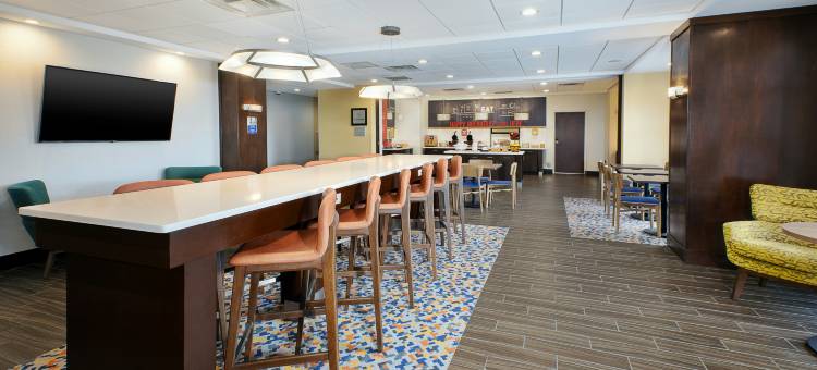 希尔顿欢朋酒店-南菲尔德/西布鲁姆菲尔德(Hampton Inn by Hilton West Bloomfield Novi)图片