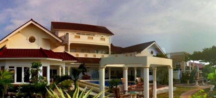 哲帕拉海滨别墅(Bayfront Villa Jepara)图片