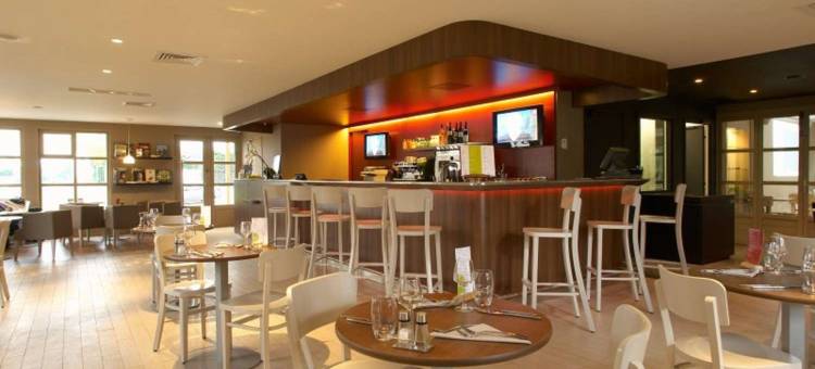 尚蒂伊康铂酒店(Campanile Chantilly)图片