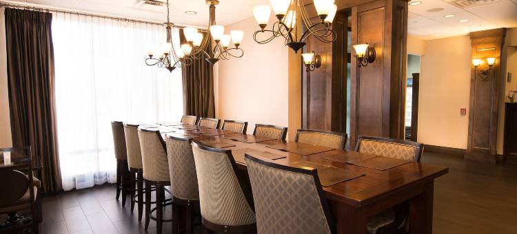 卡尔斯塔特欢朋酒店-梅多兰兹(Hampton Inn Carlstadt at The Meadowlands)图片