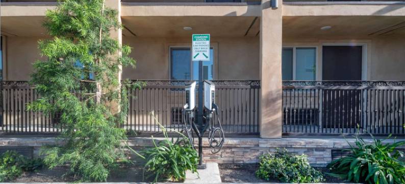 温德姆戴斯酒店加尔特/埃尔克格罗夫南(Days Inn by Wyndham Galt/Elk Grove South)图片