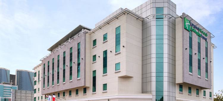 沙发公园智选假日酒店(Holiday Inn Express Dubai Safa Park)图片