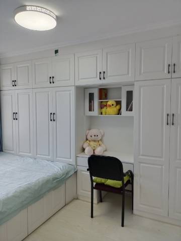 长白山杨杨民宿(松山街分店)