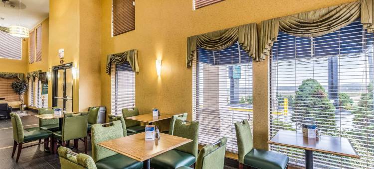 罗拉品质酒店(Quality Inn)图片