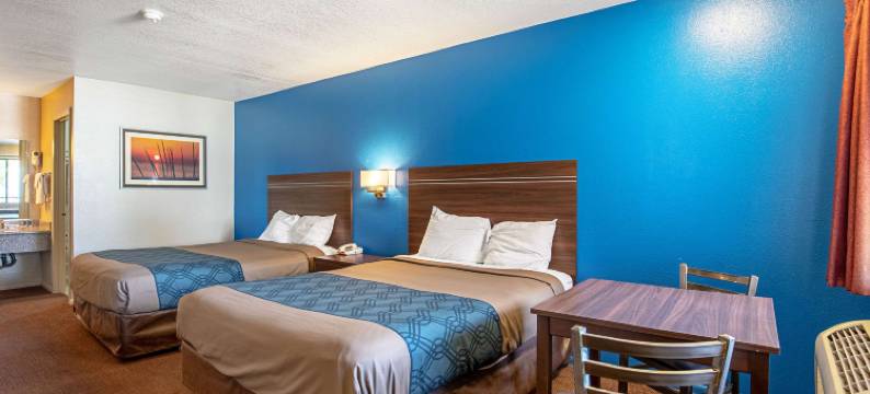 圣乔治北罗德威旅馆 - 近先锋公园(Rodeway Inn St George North - Near Pioneer Park)图片