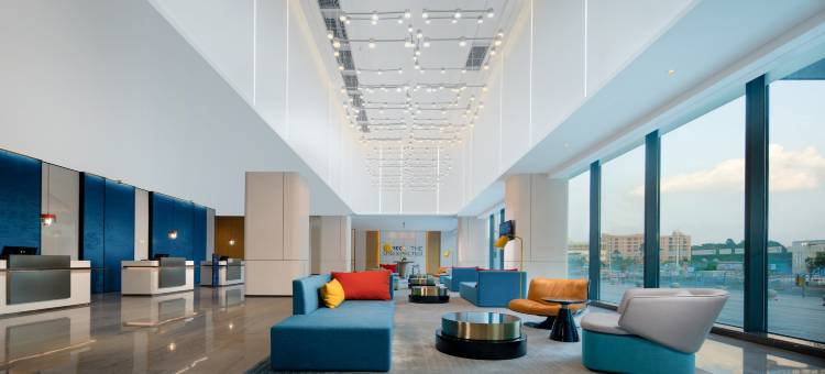 深圳龙华智选假日酒店(大浪商业中心店)图片