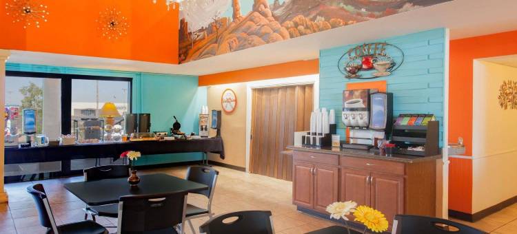 尤马豪生酒店(Howard Johnson by Wyndham Yuma)图片