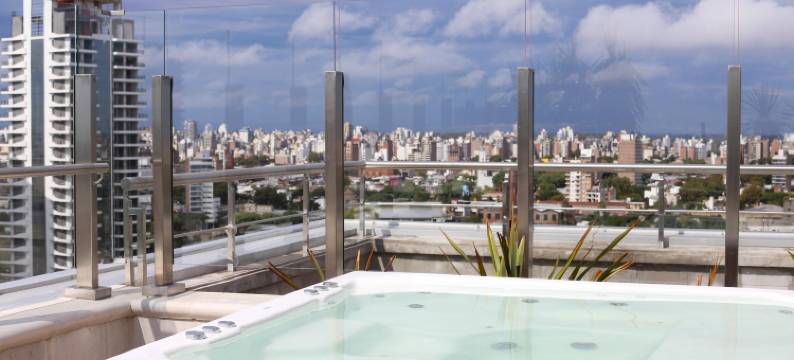 Dazzler by Wyndham Rosario图片