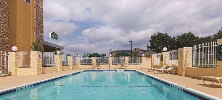 比维尔拉昆塔温德姆套房酒店(La Quinta Inn & Suites by Wyndham Beeville)图片