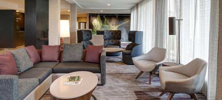 东路易斯威尔万怡酒店(Courtyard Louisville East)图片