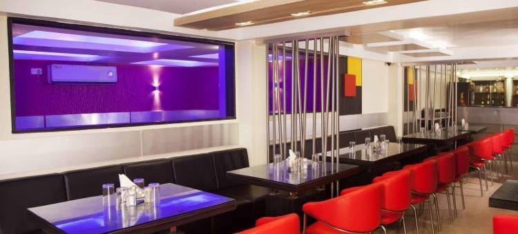 希拉塔酒店(Hotel Sheela Towers)图片