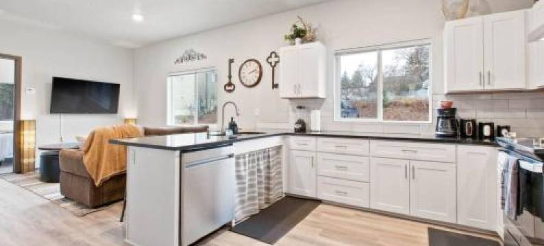 Full Ada Unit - 2 Bed 2 Bath Unit Near Downtown图片