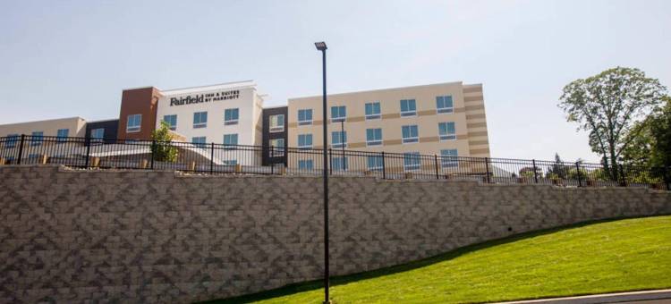 费城布鲁莫尔-新镇广场万枫套房酒店(Fairfield Inn & Suites Philadelphia Broomall/Newtown Square)图片