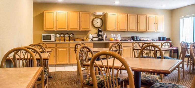 佩恩波斯特康宁伊克诺旅馆(Econo Lodge Painted Post - Corning)图片