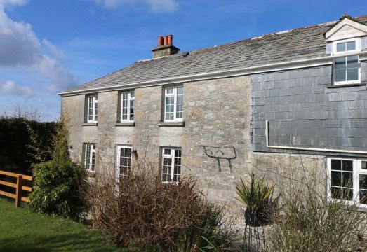 Dromore Hotel Overview