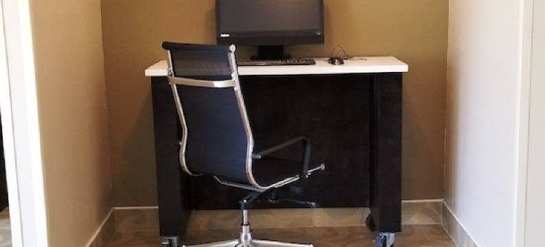 布鲁克林海洋公园戴斯酒店(Days Inn by Wyndham Brooklyn Marine Park)图片