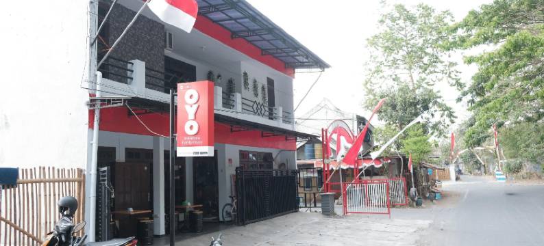 OYO-1380赛车场伊斯兰家庭旅馆(OYO 1380 Velodrome Family House Syariah)图片