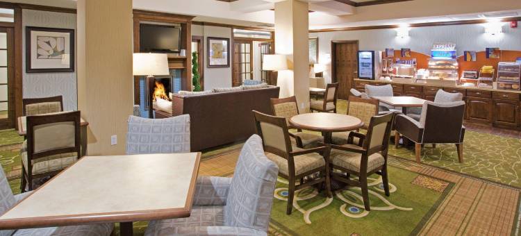 智选假日套房酒店洛根(Holiday Inn Express & Suites Logan)图片