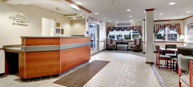 布里奇波特麦客达温德姆酒店(Microtel Inn & Suites by Wyndham Bridgeport)图片