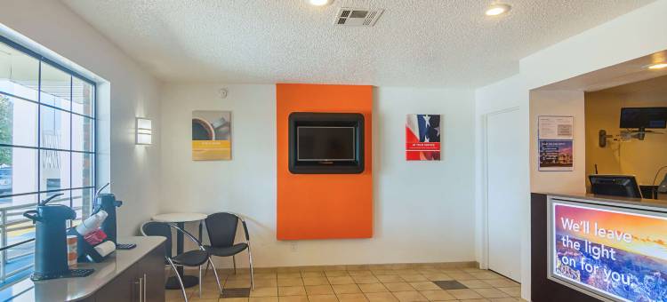 劳顿6号汽车旅馆(Motel 6 Lawton, OK)图片