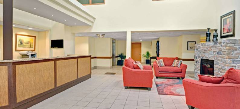 温德姆速8酒店-巴里南部(Super 8 by Wyndham Barrie South)图片