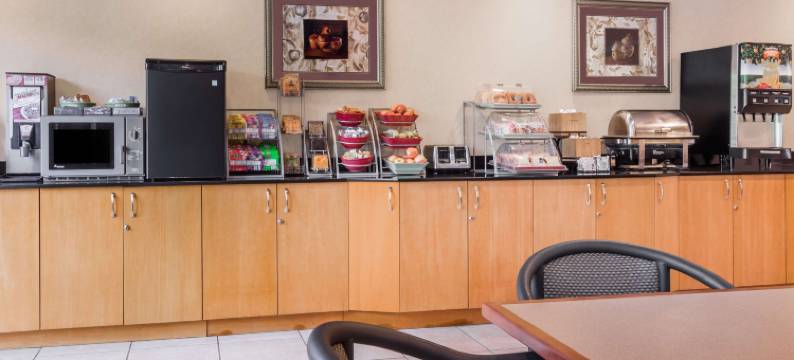 Wingate by Wyndham LaGrange图片