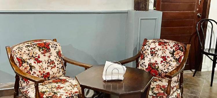 酒吧酒店(The Pub Hotel)图片