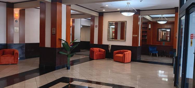 Clarion Hotel & Suites Mount Laurel图片